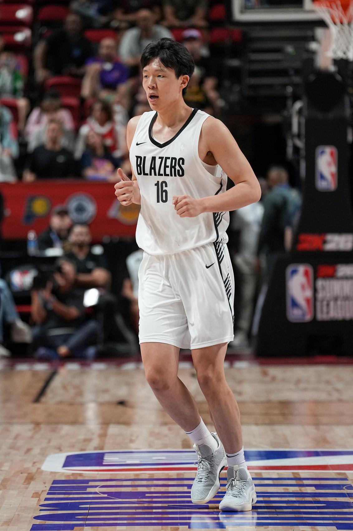 如何防守小阵容？杨瀚森：我要去调整和适应 这是我成长的一部分